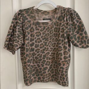 Leopard Print short sleeve sweater